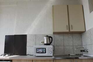 Гостевой дом Pataki Studios Петровац Номер-студио с видом на море-9